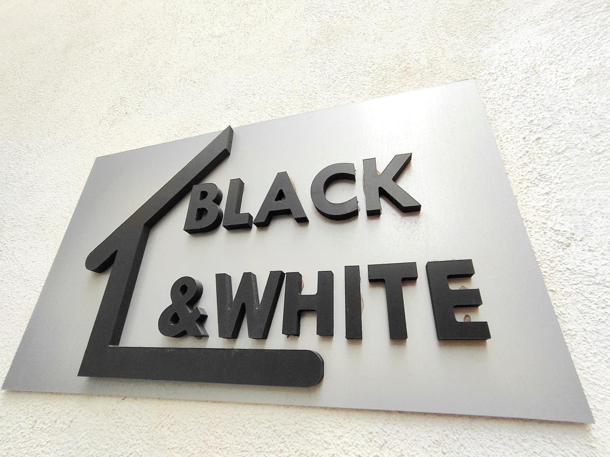 Black & White Catânia Exterior foto